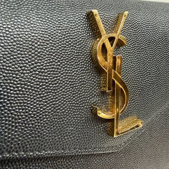 Saint Laurent Black Leather Detail - Picture 5 of 14